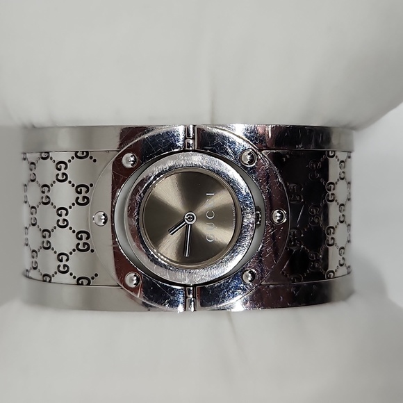 Gucci Watch - Picture 3 of 11